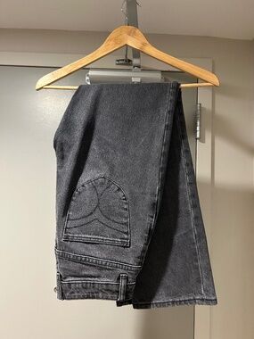 Rolla's Loulou Straight Leg Jean